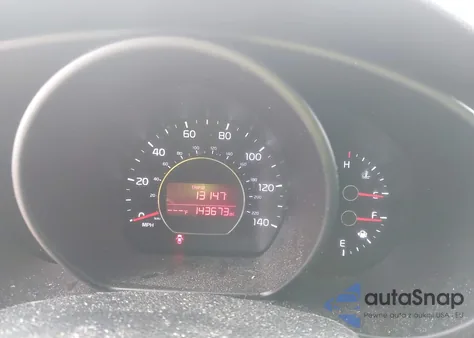 2016 Kia Soul z USA, uszkodzony, nr VIN KNDJN2A21G7864543